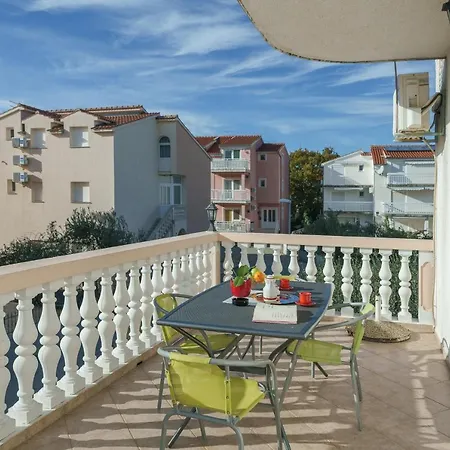 Apartments Tamaris Vodice Exterior photo