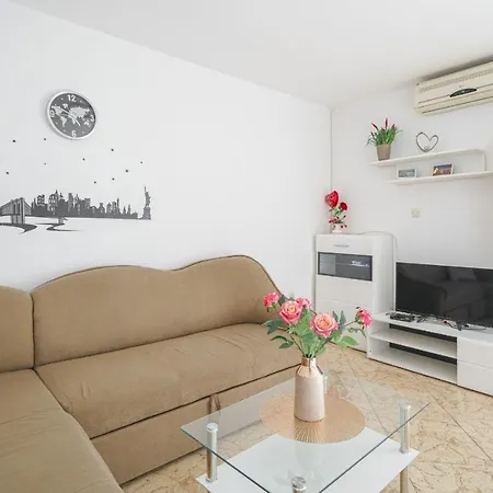 Apartments Tamaris Vodice Exterior photo