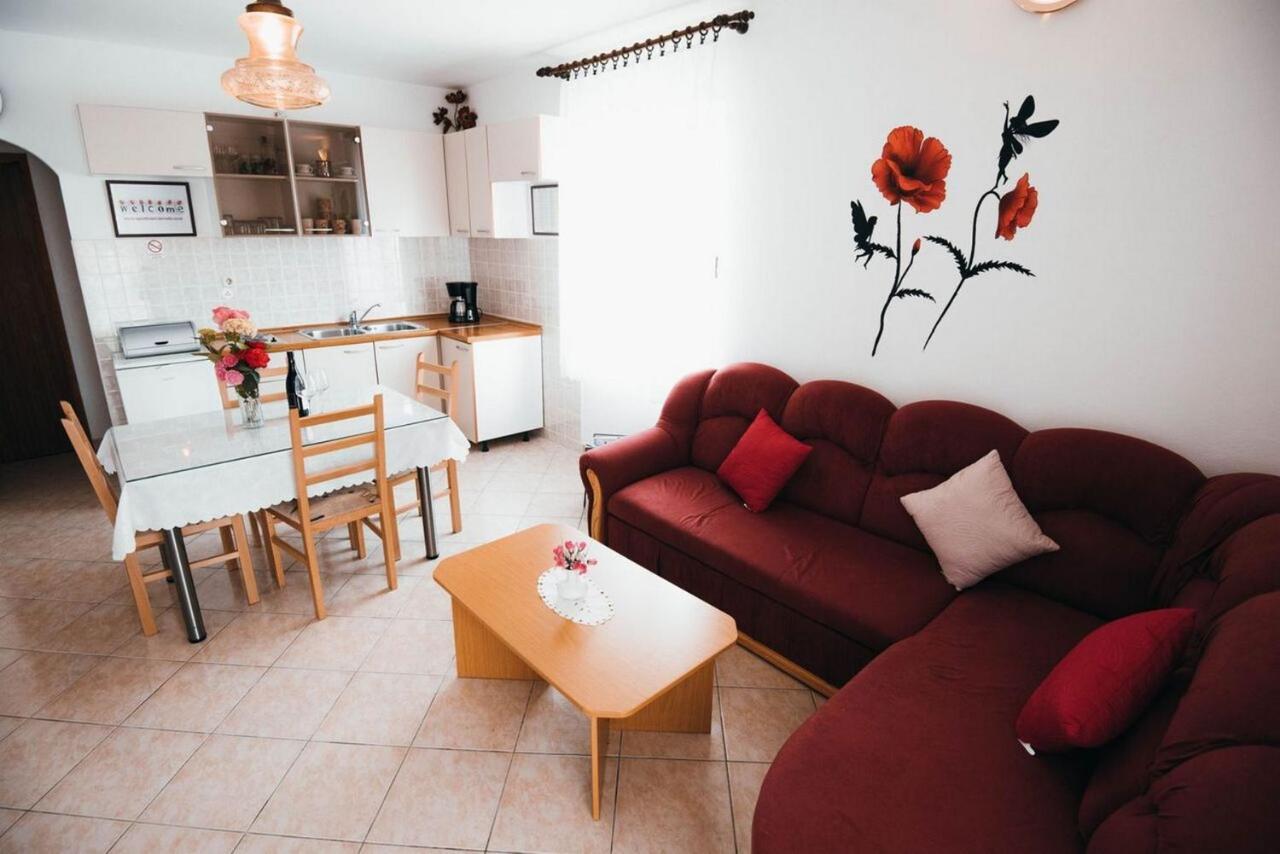 Tamaris Apartament *